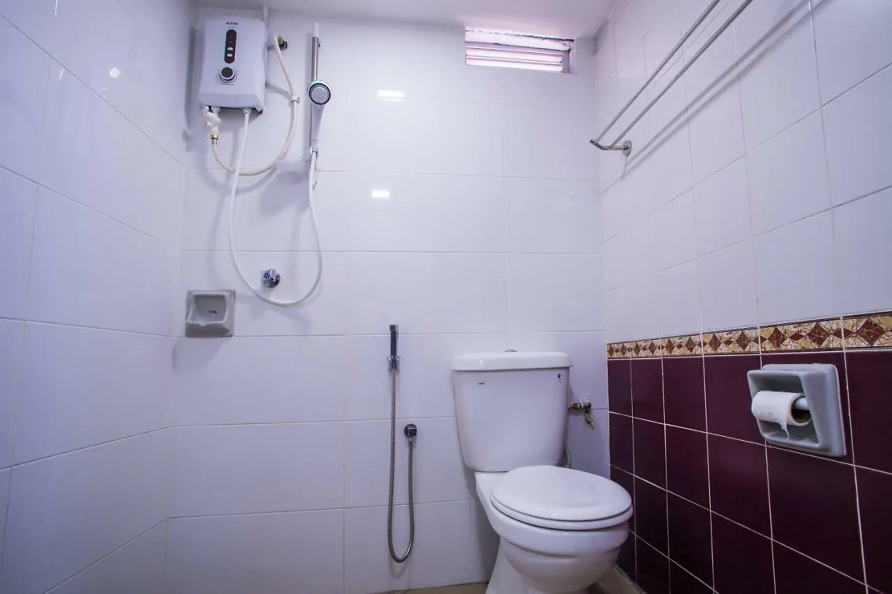 Oyo 43929 Adak Hotel Kuala Lumpur