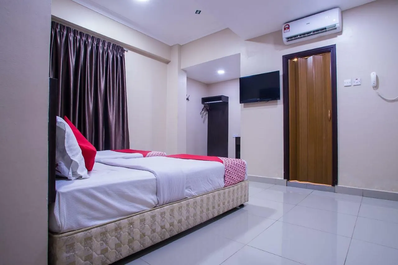 Oyo 43929 Adak Hotel Kuala Lumpur 2*,