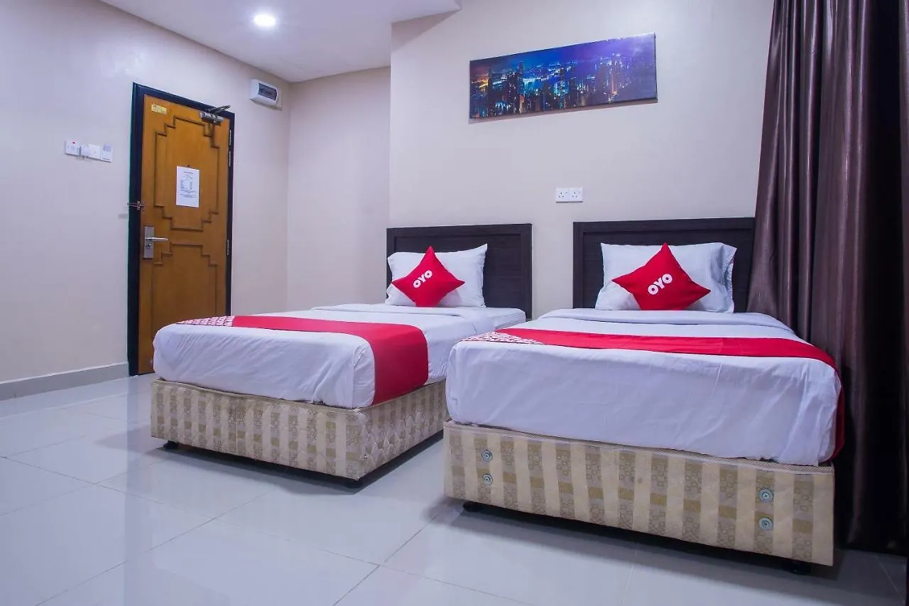 Oyo 43929 Adak Hotel Kuala Lumpur 2*,